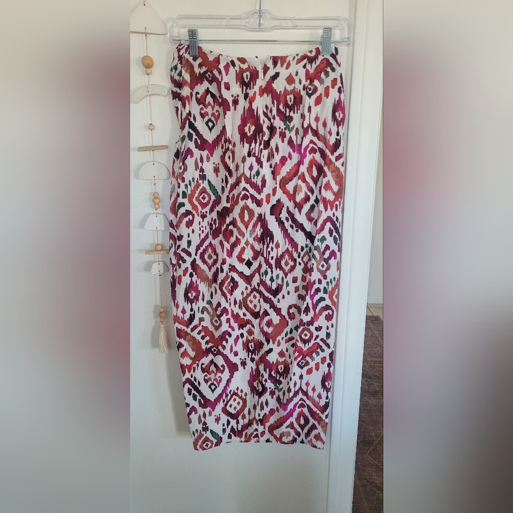 Stylish Women's Multicolor Patterned Skirt